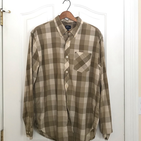 L.L. Bean Signature button down - Picture 2 of 2